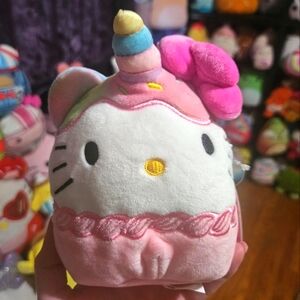 NWT Hello Kitty Cupcake 🧁 Unicorn 🦄 Squishmallow Sanrio 5” Birthday 🎂 Plush